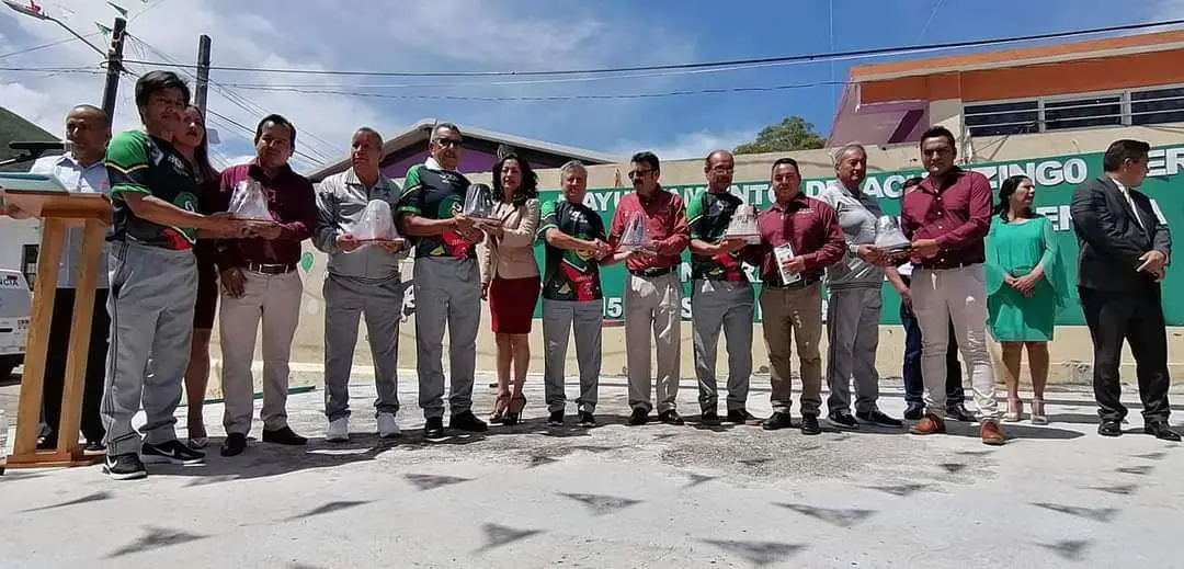 Recorrido de los 30 años · alcalde Juan Carlos Mezhua Campos · 1